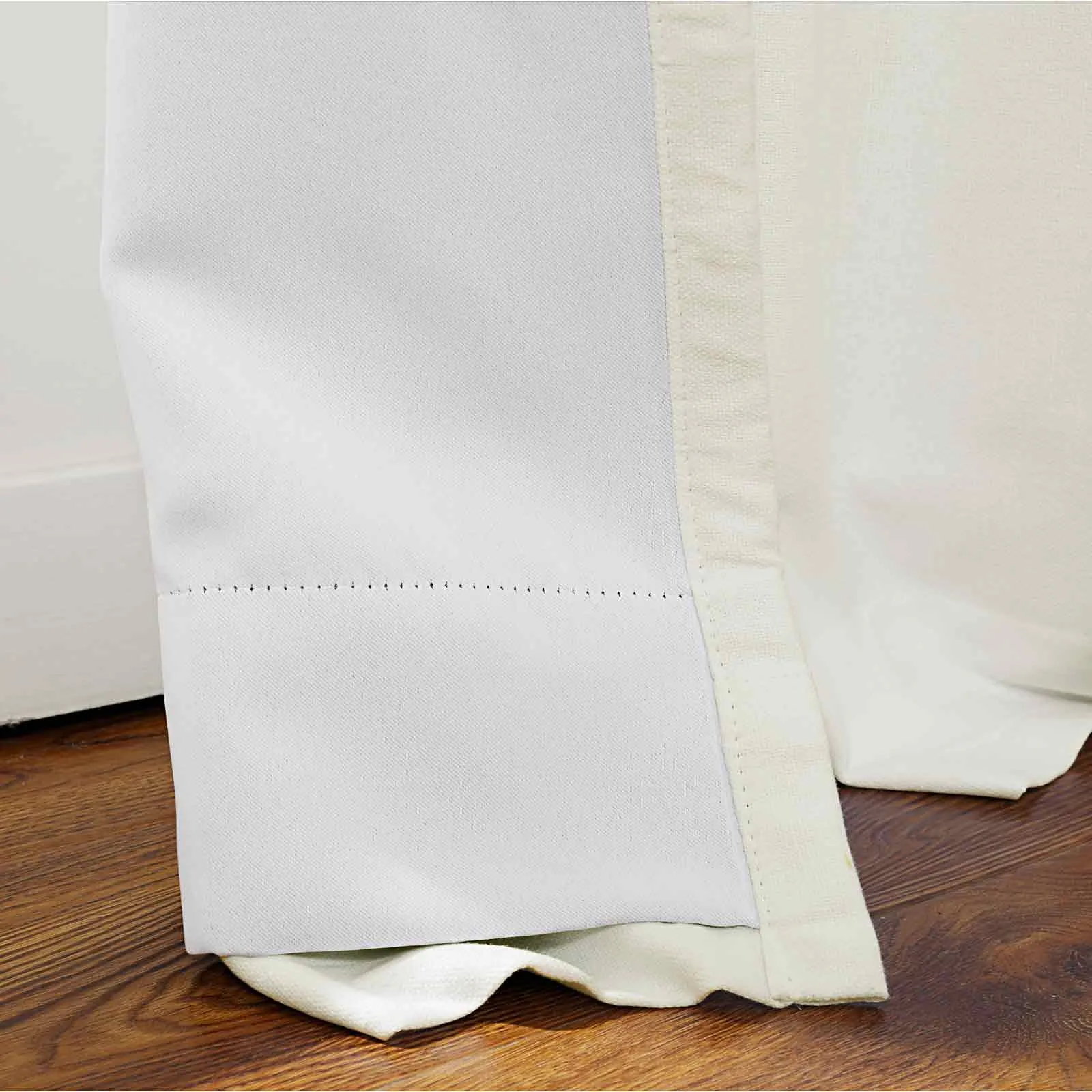 Broad 100% Cotton Plain Weave Curtain Soft Top