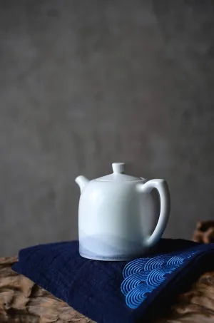 Gohobi Hand-painted Blue Mountain Teapot