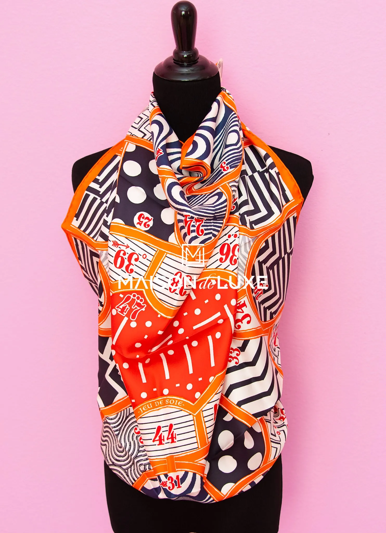 Hermes "Jeu de Soie" Orange Twill Silk 90 cm Scarf